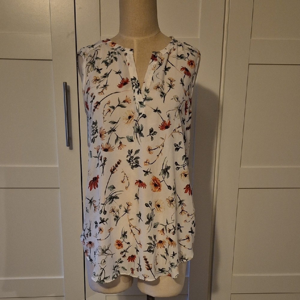 Emaline Floral Print Sleeveless Blouse - White Black Accents Womens Small